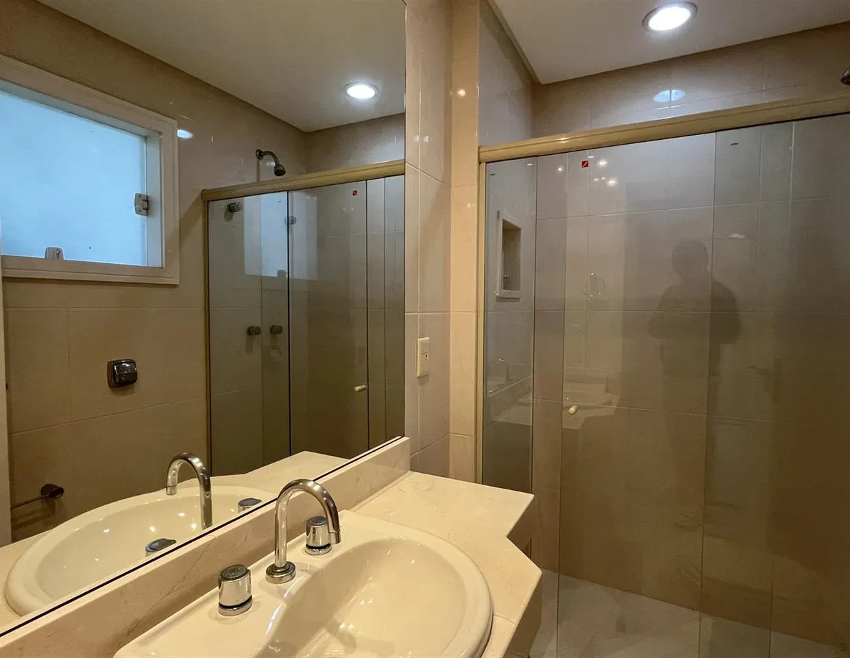 Imagem Casa de Condomínio com 5 Quartos à Venda ou Locação, 830 m² em Barra da Tijuca - Rio de Janeiro