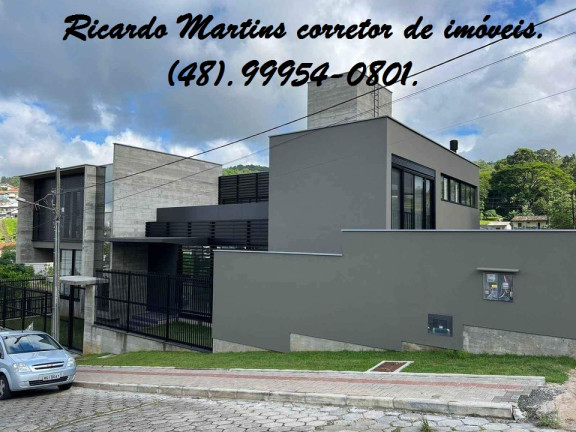 Imagem Casa com 4 Quartos à Venda, 407 m²em Mina Brasil - Criciúma