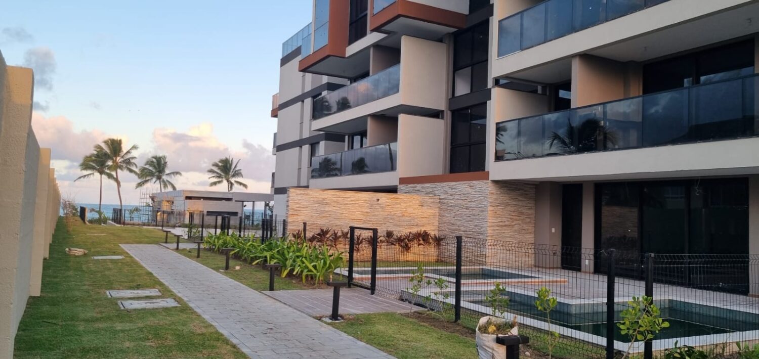 Imagem Apartamento com 2 Quartos à Venda, 62 m²em Praia de Muro Alto - IPOJUCA