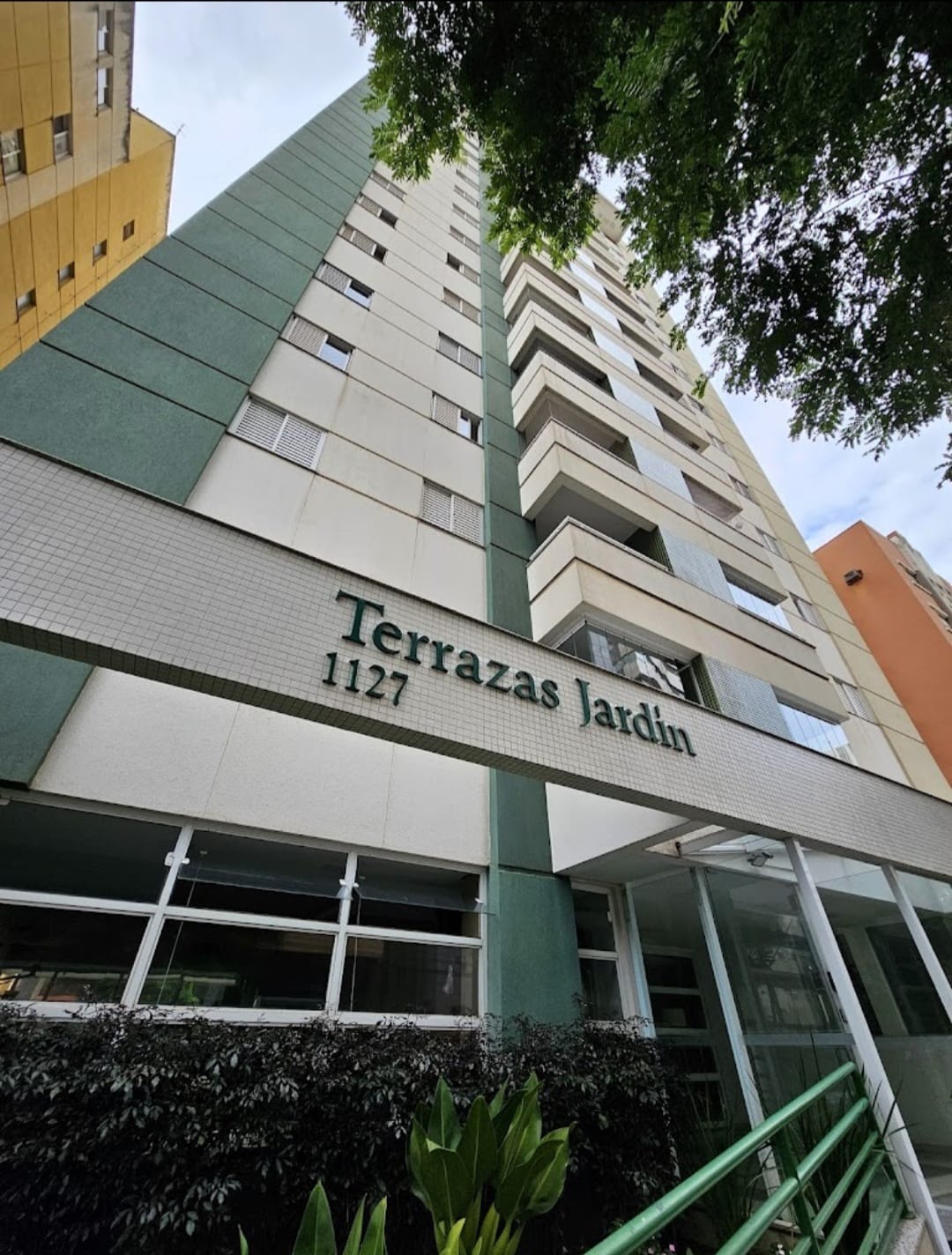 Apartamento com 3 Quartos à Venda, 78 m²em Centro - Londrina