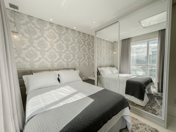 Imagem Cobertura com 3 Quartos à Venda, 273 m² em Centro - Balneário Camboriú