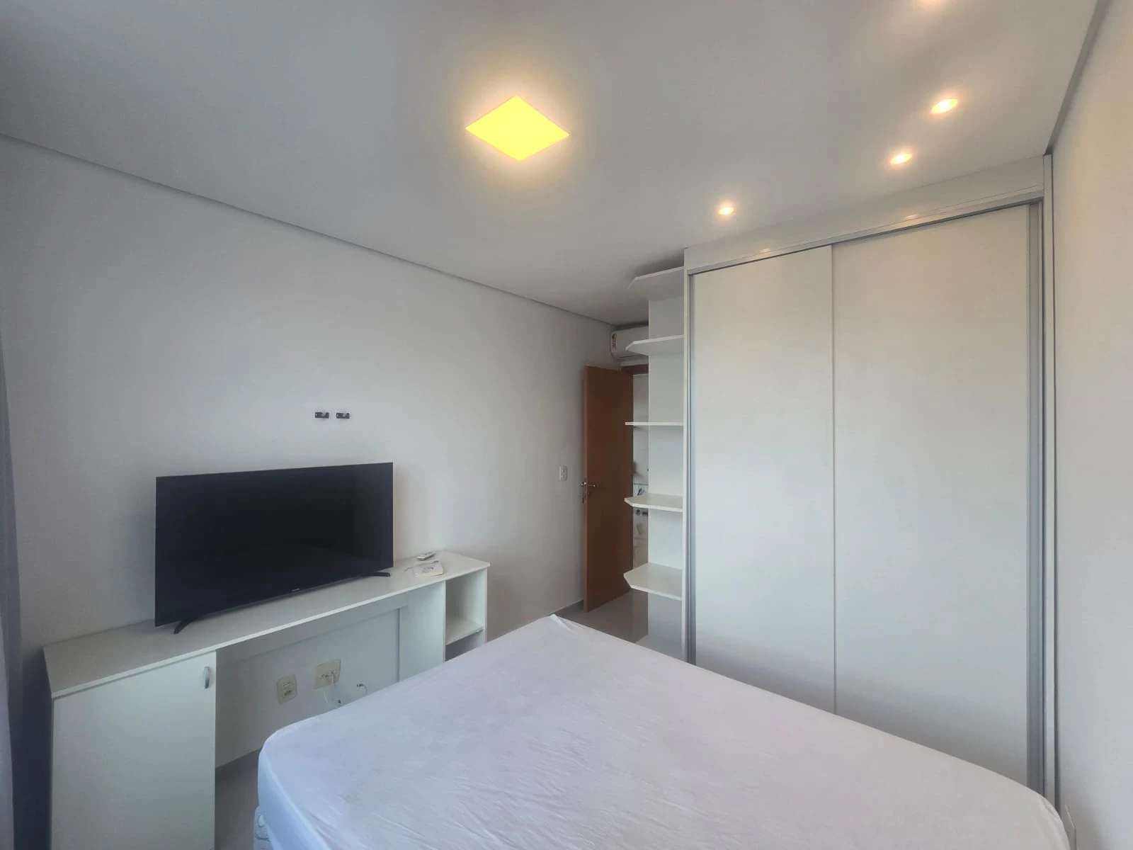 Foto do imóvel: Apartamento com 2 Quartos para Alugar, 70 m² em Nossa Senhora das Graças - Manaus