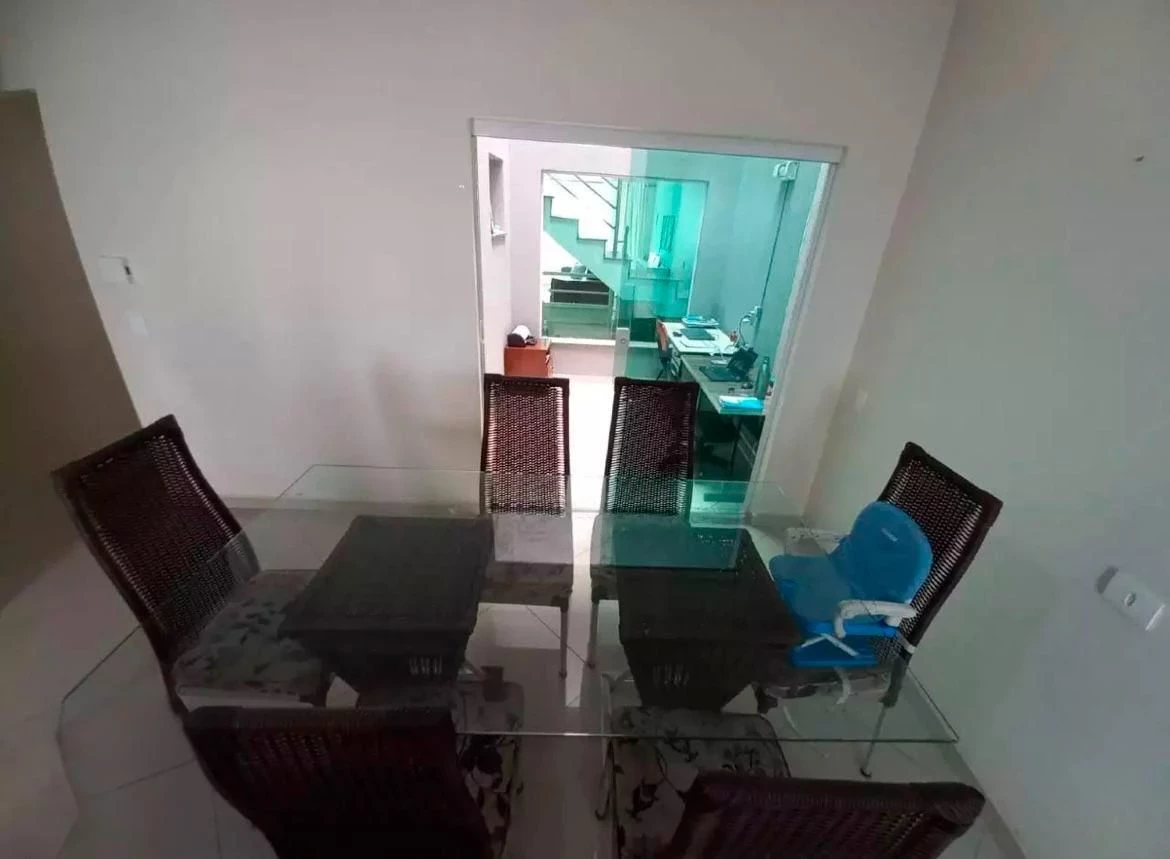 Foto do imóvel: Sobrado com 3 Quartos à Venda, 190 m² em Vila Linda - Santo André