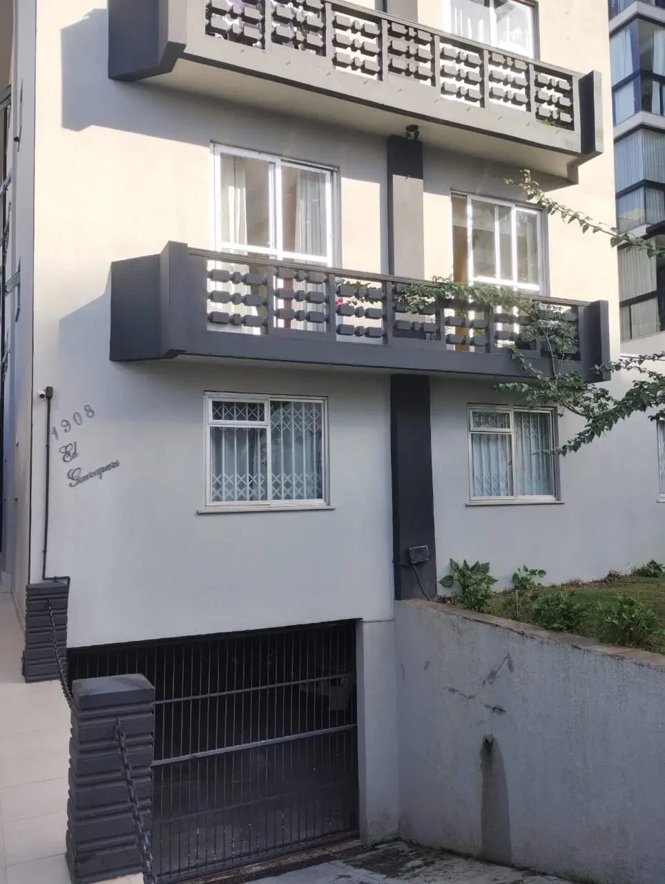 Imagem Apartamento com 3 Quartos à Venda, 71 metros em Vila Izabel - Curitiba
