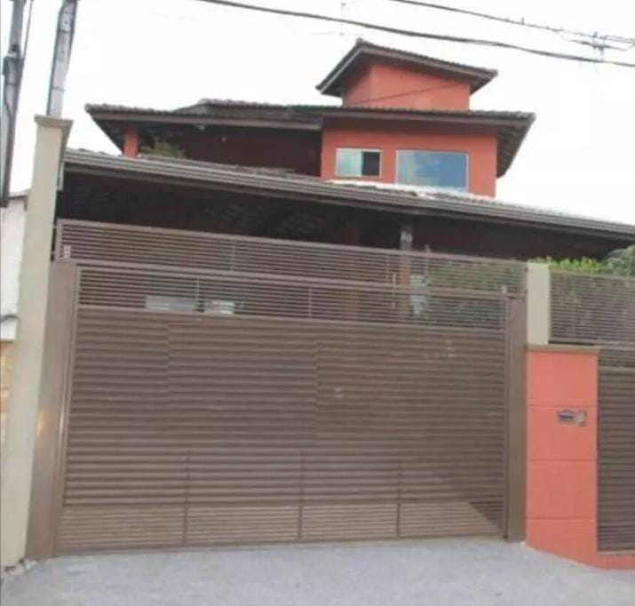 Foto do imóvel: Casa com 4 Quartos à Venda, 330 m² em Vila Petrópolis - Atibaia