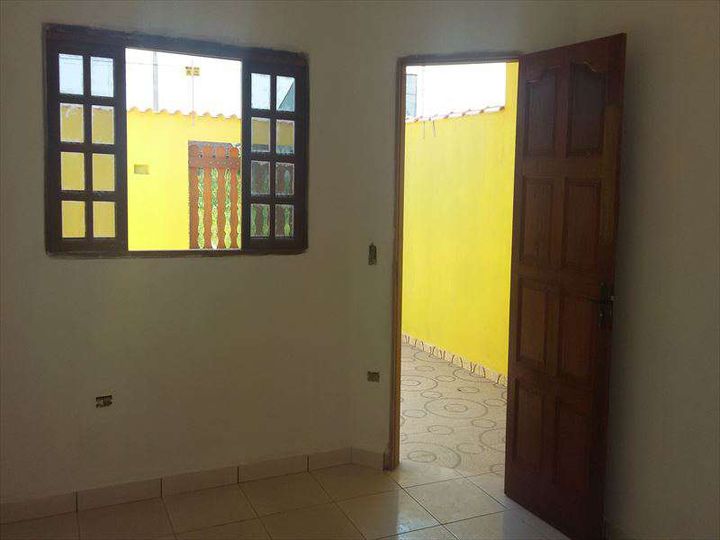 Imagem Casa com 2 Quartos à Venda, 80 m² em Itanhaém