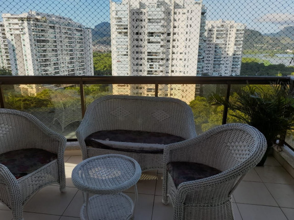 Imagem Apartamento com 4 Quartos à Venda,  em Barra da Tijuca - Rio de Janeiro
