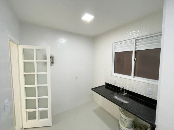 Imagem Apartamento com 2 Quartos à Venda,  em Copacabana - Rio de Janeiro