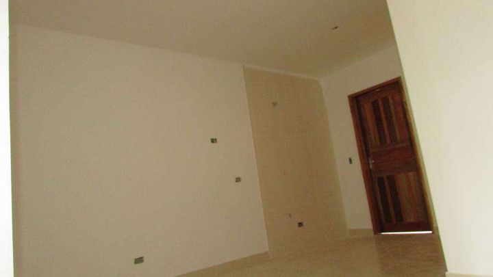 Imagem Casa com 2 Quartos à Venda, 38 m² em Tatuquara - Curitiba