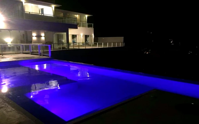 Imagem Casa com 8 Quartos à Venda, 500 m² em Alto de Búzios - Armação dos Búzios