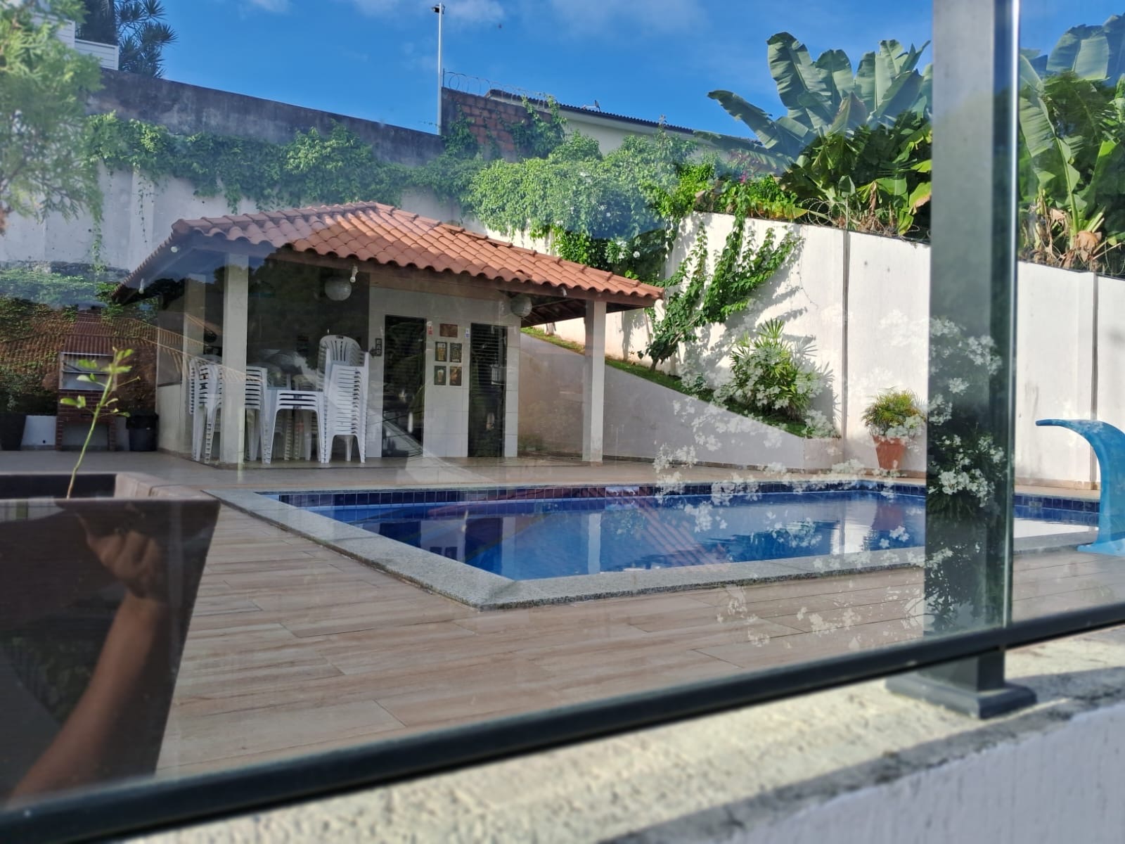 Imagem Casa de Condomínio com 4 Quartos para Alugar, 165 m²em Pituaçu - Salvador