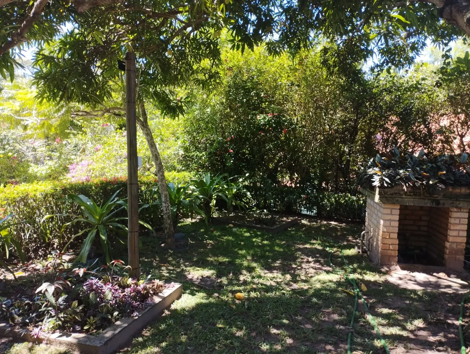 Imagem Casa com 4 Quartos à Venda, 395 metros em Busca Vida (Abrantes) - Camaçari