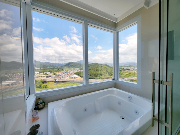 Imagem Apartamento com 3 Quartos à Venda, 310 m² em Centro - Balneário Camboriú