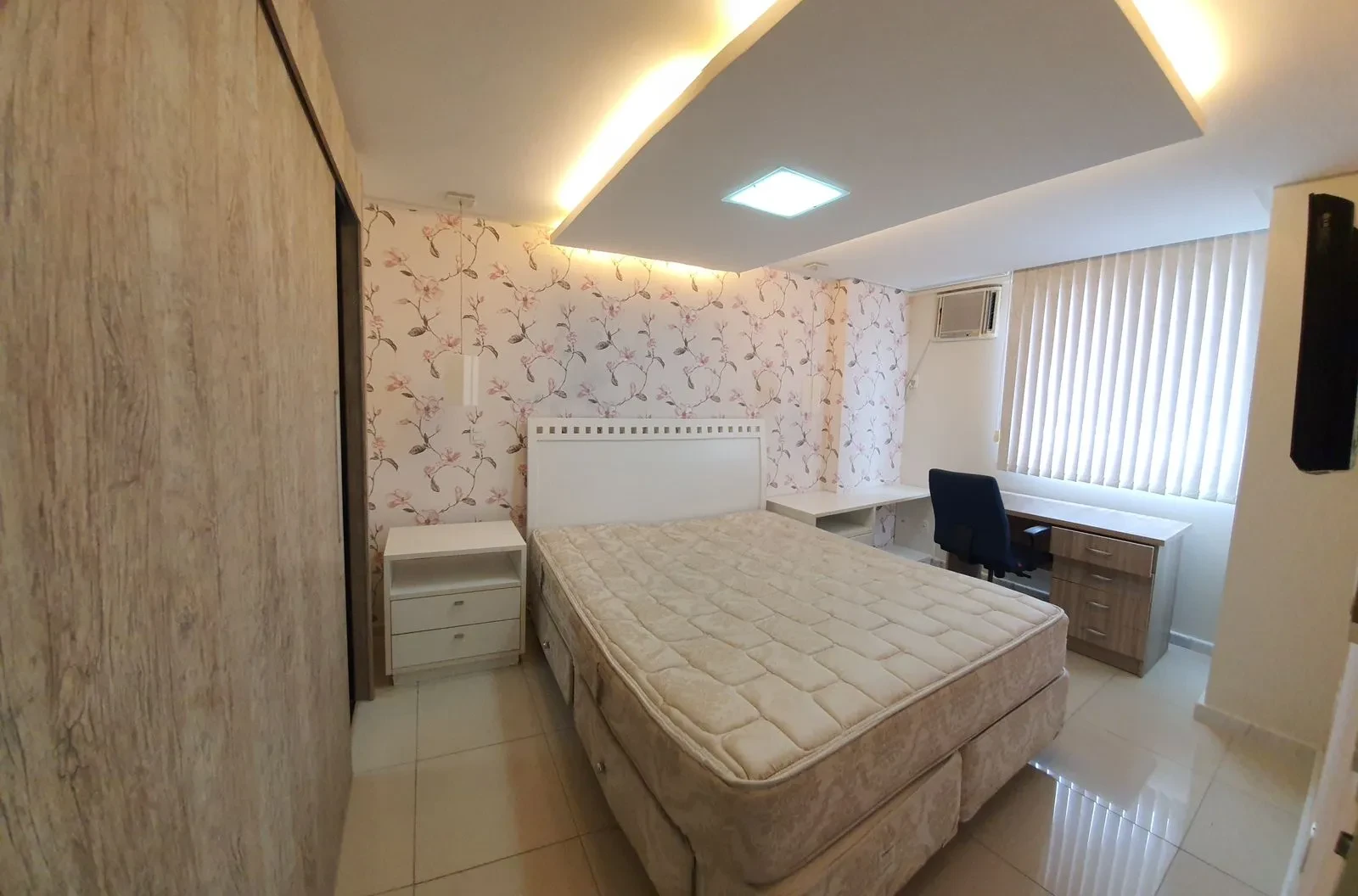 Imagem Apartamento com 2 Quartos para Alugar, 72 metros em Imbiribeira - Recife