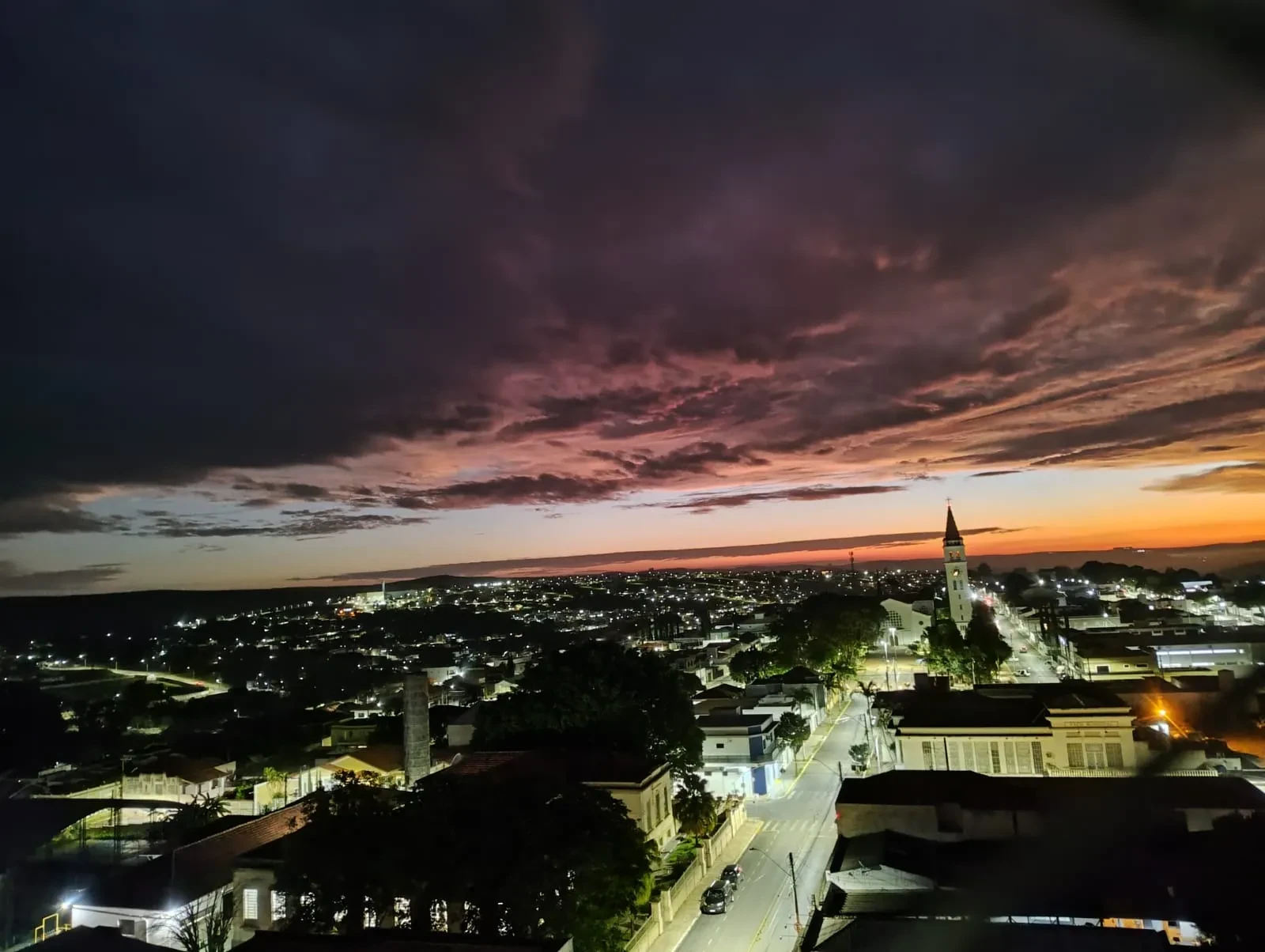 Imagem Apartamento com 2 Quartos à Venda, 226 m² em Centro - Itararé