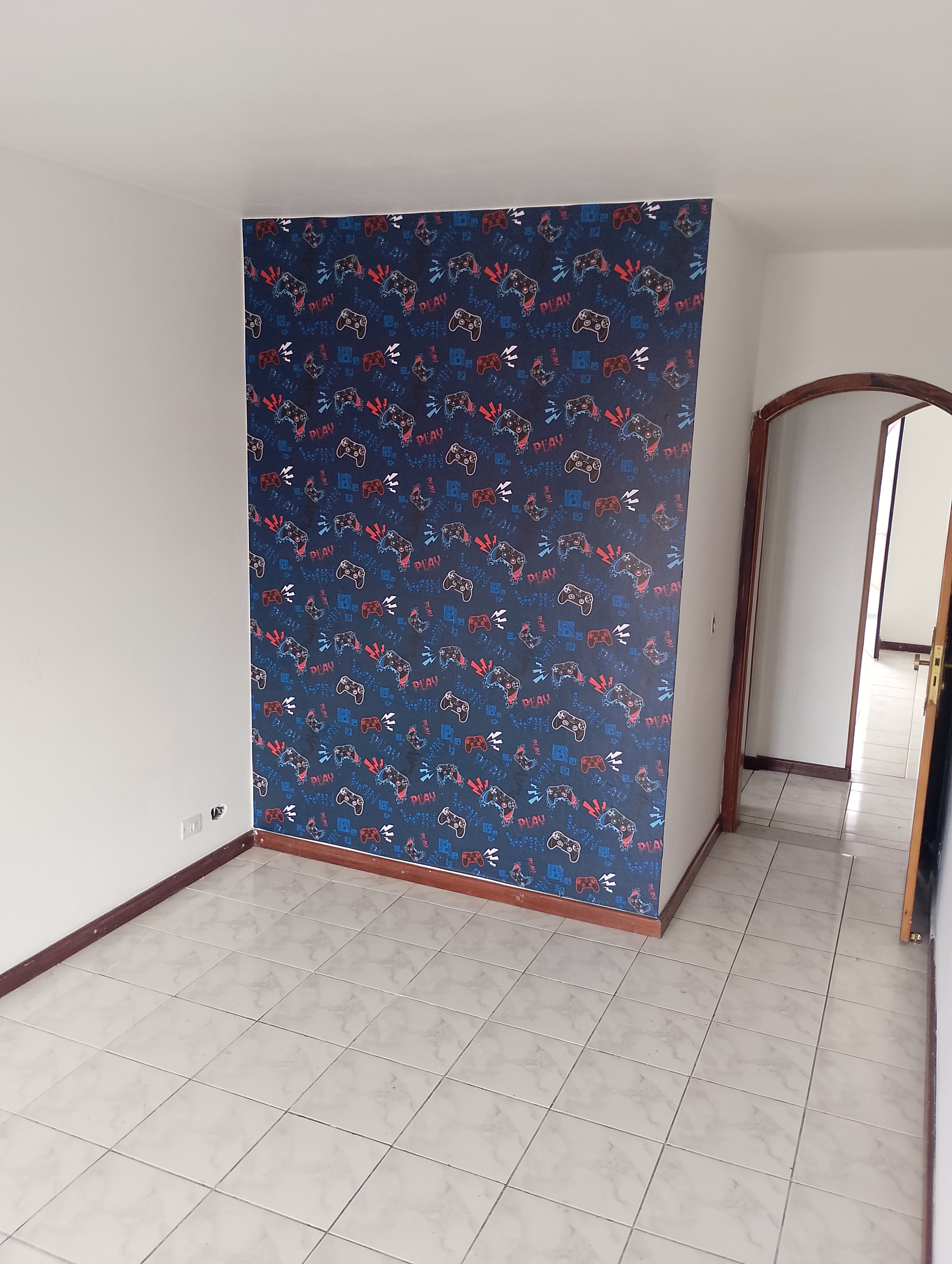 Imagem Sobrado com 3 Quartos à Venda ou Locação, 300 m² em Vila Ipiranga - Mogi das Cruzes