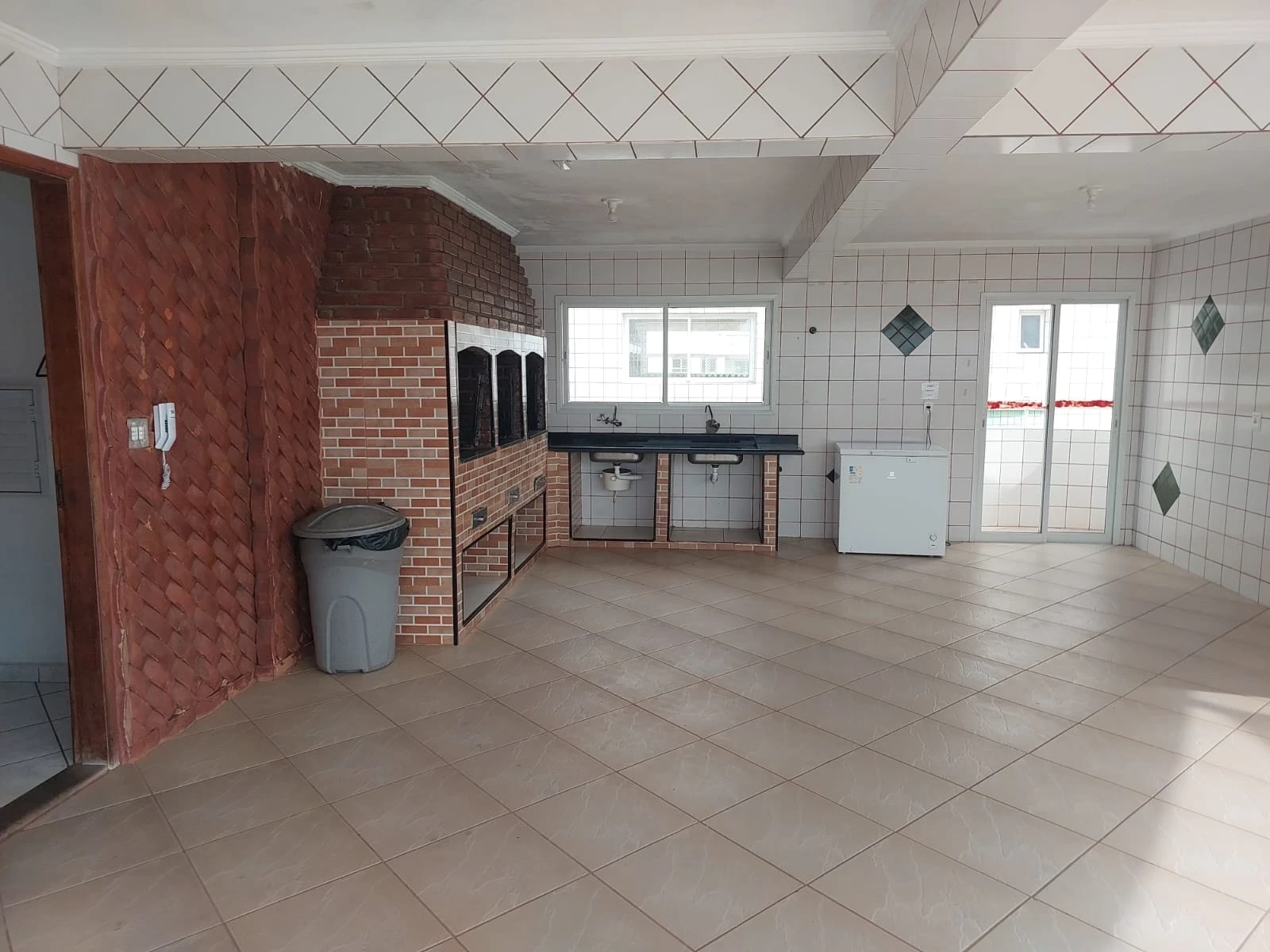Imagem Apartamento com 1 Quarto à Venda, 55 m² em Ocian - Praia Grande