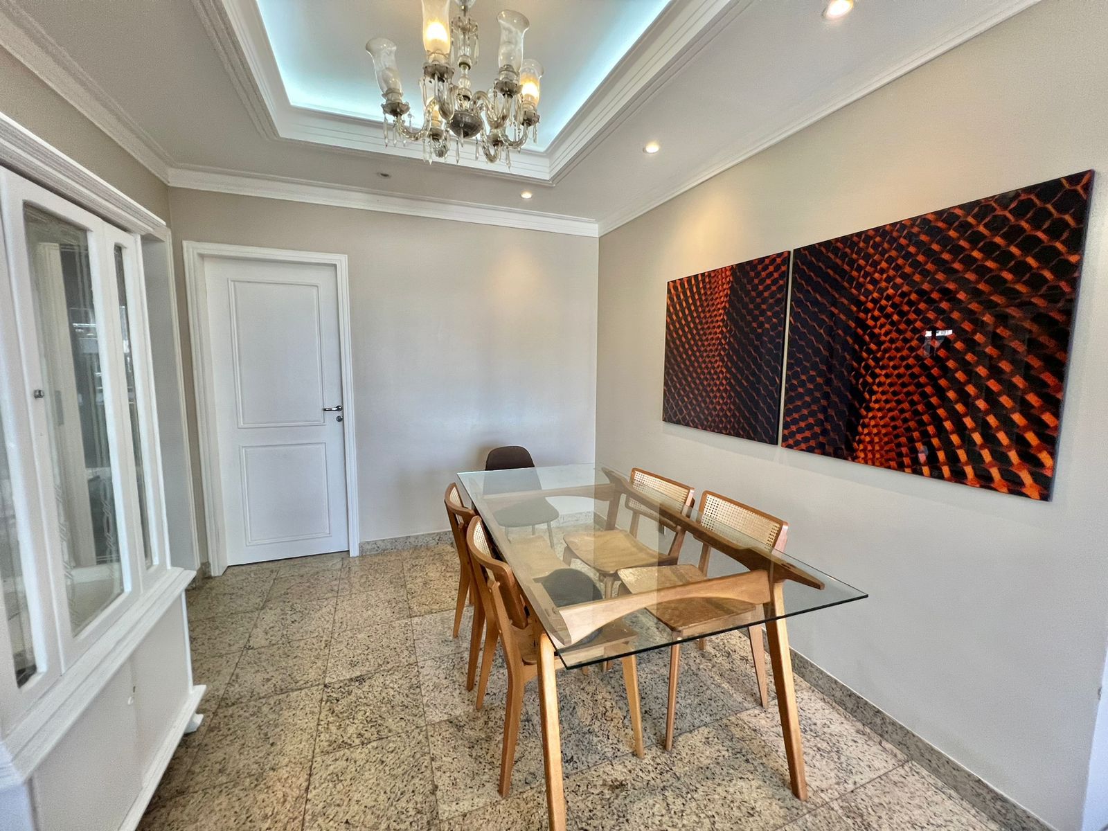 Imagem Apartamento com 3 Quartos para Alugar, 135 m²em Umarizal - Belém