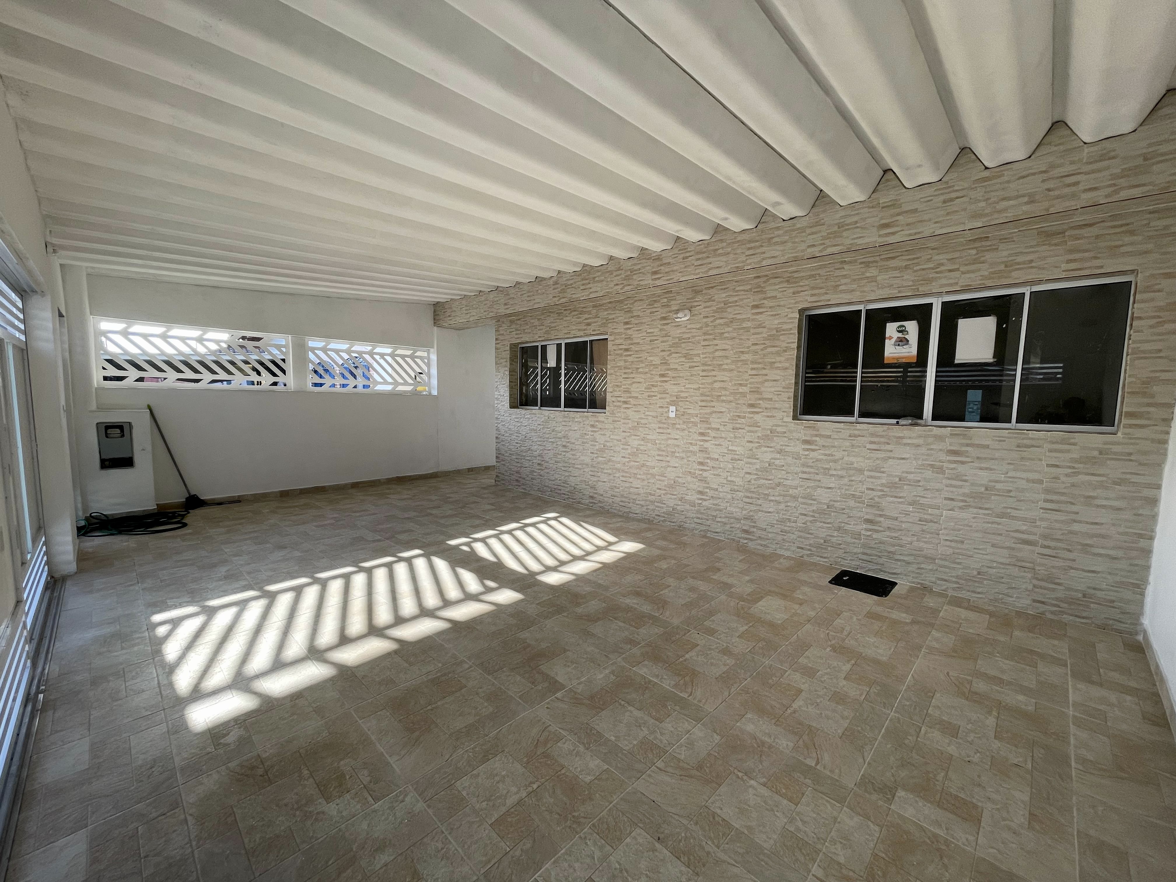 Foto do imóvel: Casa com 3 Quartos à Venda, 100 m² em Caiçara - Praia Grande