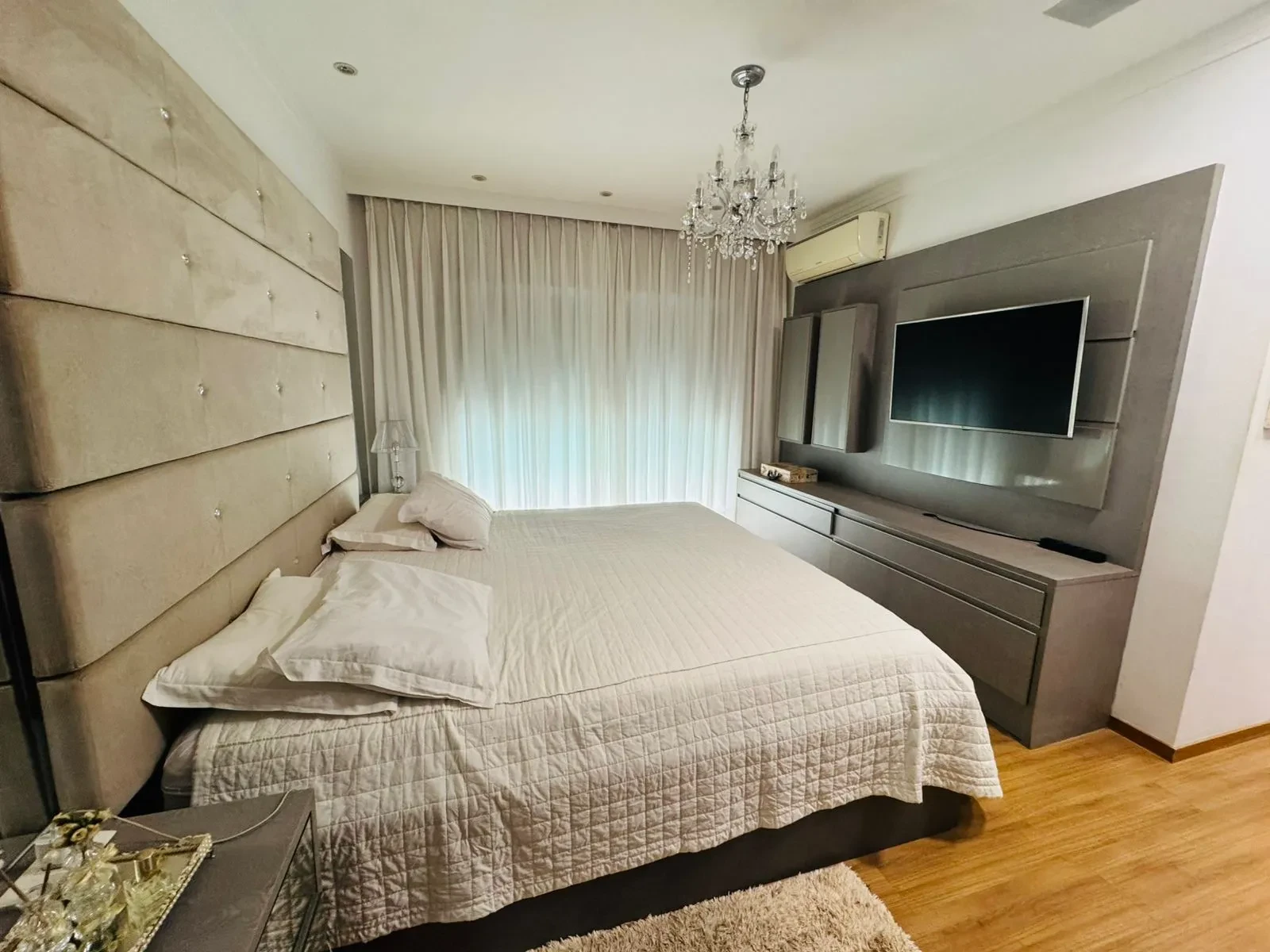 Imagem Apartamento com 3 Quartos para Alugar, 189 metros em Quilombo - Cuiabá