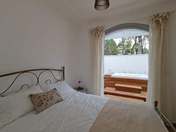 Imagem Chácara com 8 Quartos à Venda, 702 metros em Jardim Santa Vitória (Canguera) - São Roque