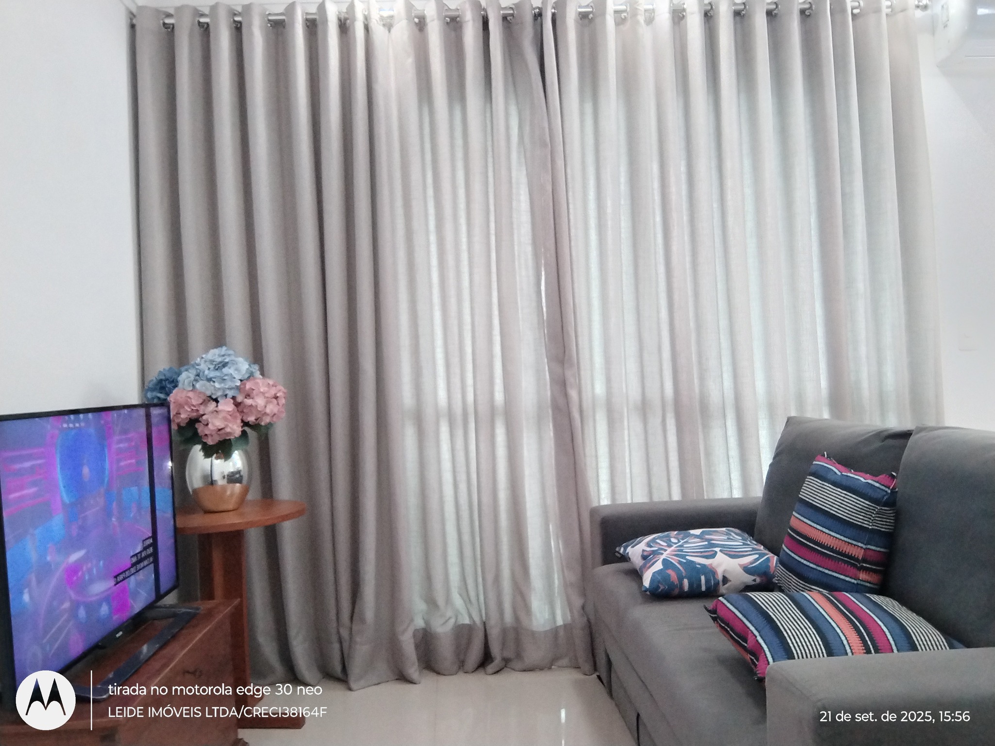 Imagem Apartamento com 2 Quartos à Venda, 75 m² em Centro - Palhoça