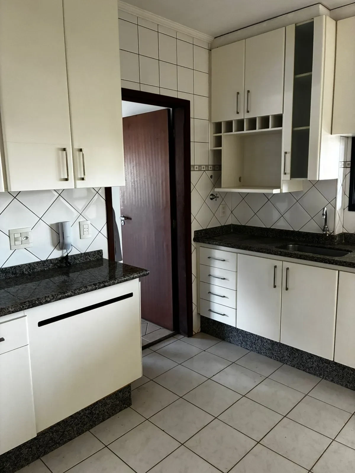 Imagem Apartamento com 3 Quartos para Alugar, 114 m² em Vila Estádio - Araçatuba