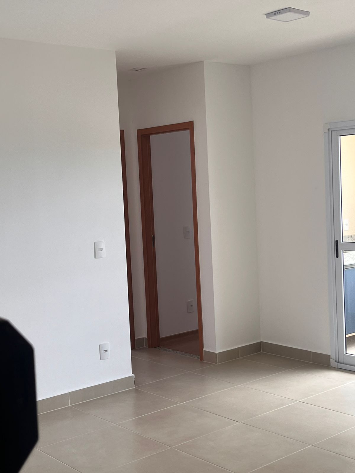 Imagem Apartamento com 2 Quartos para Alugar, 60 m²em Buraquinho - Lauro de Freitas