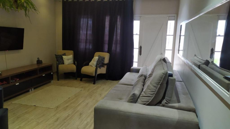 Imagem Casa de Condomínio com 3 Quartos à Venda, 192 m² em Loteamento Villa Branca - Jacareí