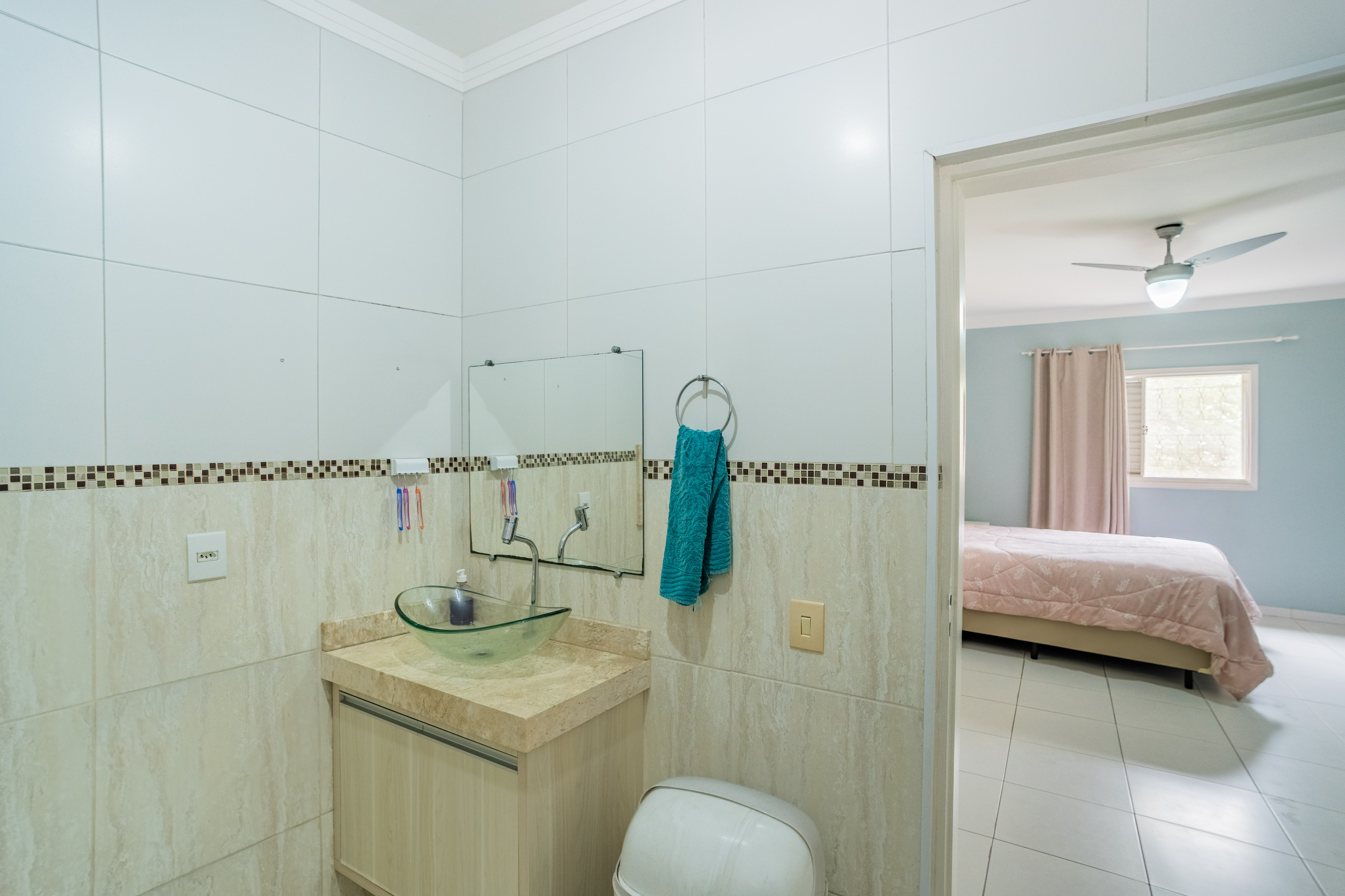Imagem Sobrado com 3 Quartos à Venda, 398 m² em Jardim Aeronave de Viracopos - Campinas