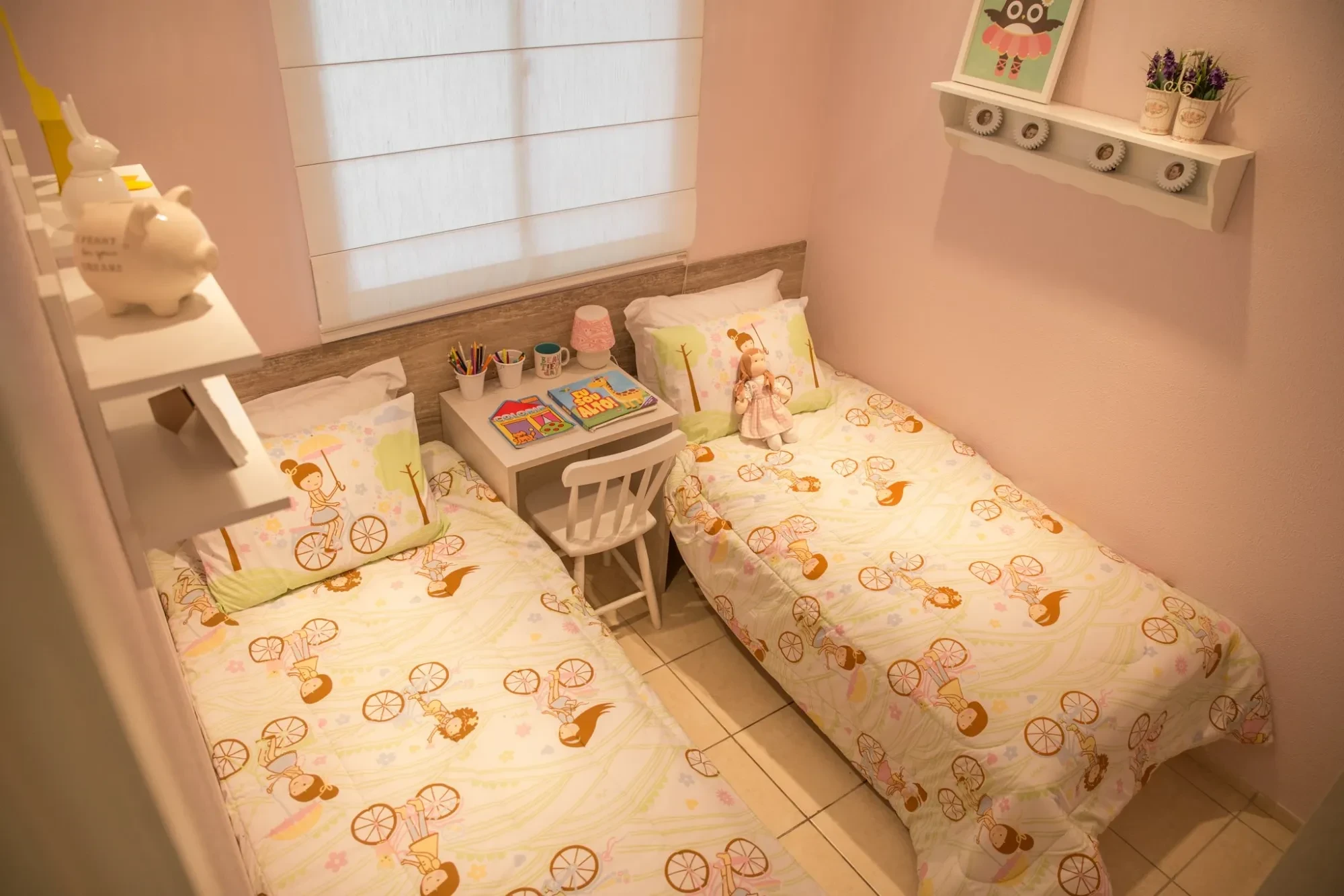 Imagem Apartamento com 2 Quartos à Venda, 38 m² em Guagiru - Caucaia