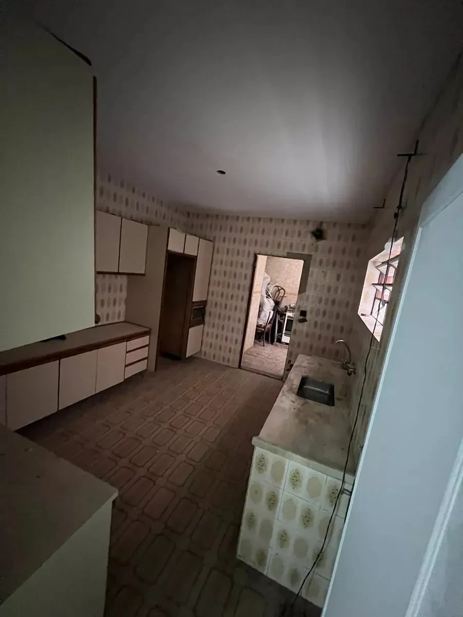 Sobrado com 2 Quartos à Venda ou Locação, 130 m² em Ferreira - São Paulo