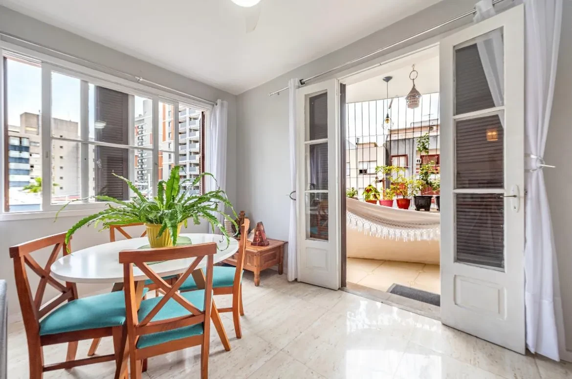Imagem Apartamento com 2 Quartos à Venda, 96 m² em Bela Vista - Porto Alegre
