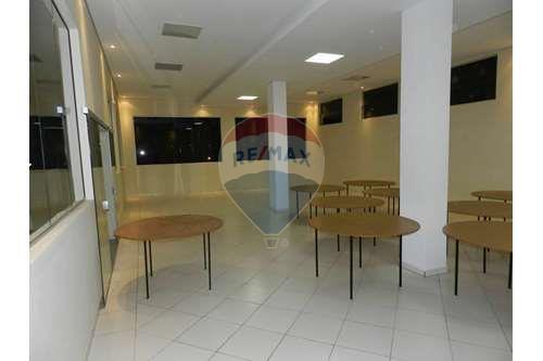 Imagem Galpão à Venda ou Locação, 296 m²em Bom Retiro - São José dos Campos