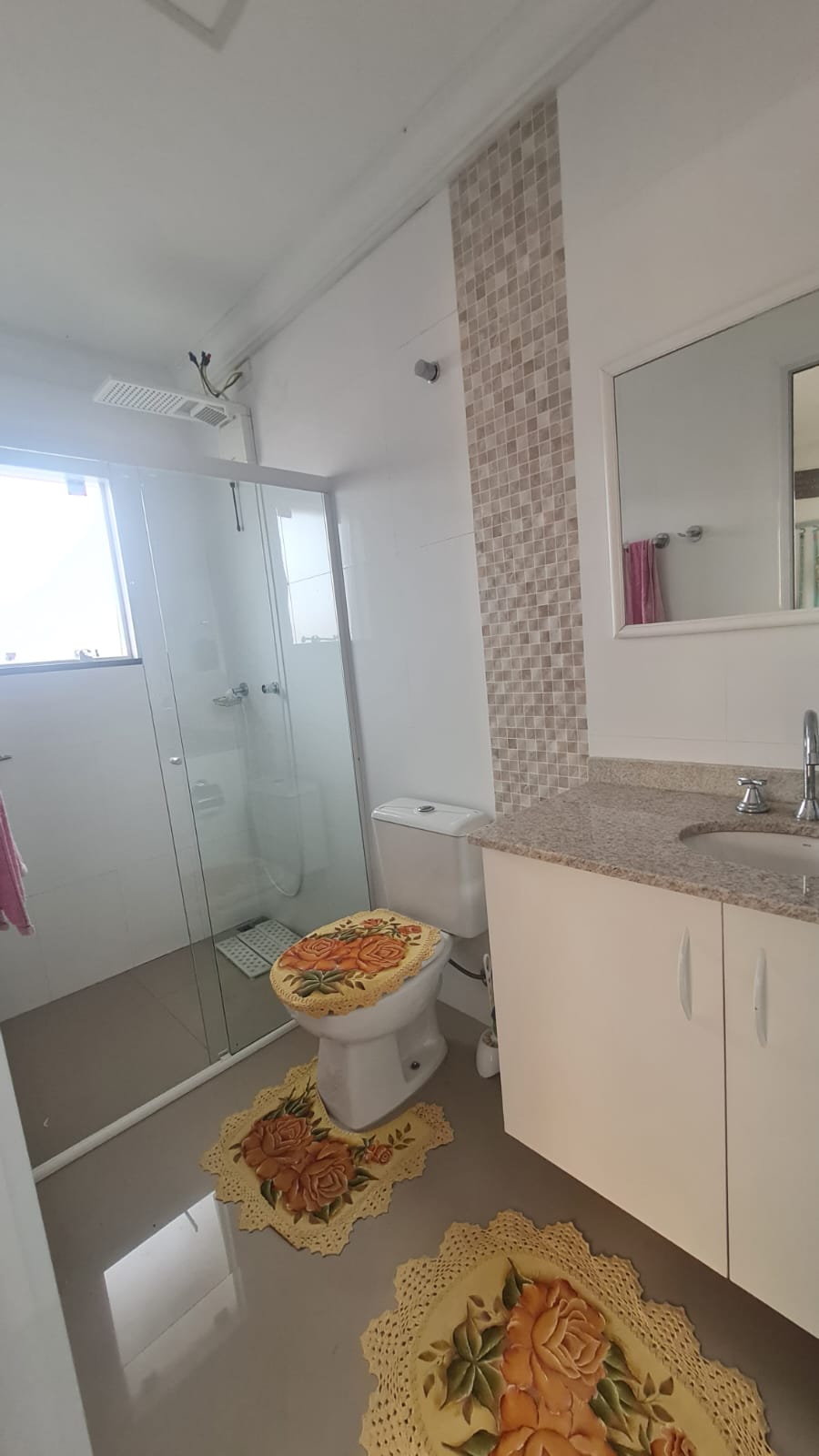 Foto do imóvel: Casa com 3 Quartos à Venda, 400 m² em Portão - Curitiba