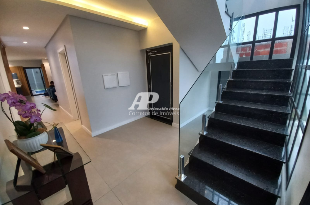 Imagem Casa de Condomínio com 3 Quartos à Venda, 247 m²em Jardim Carvalho - Ponta Grossa