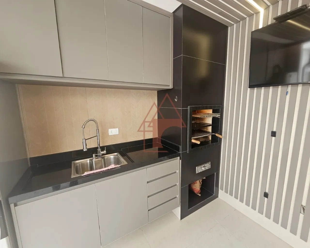 Imagem Sobrado com 5 Quartos à Venda, 271 m² em Jardim Casqueiro - Cubatão