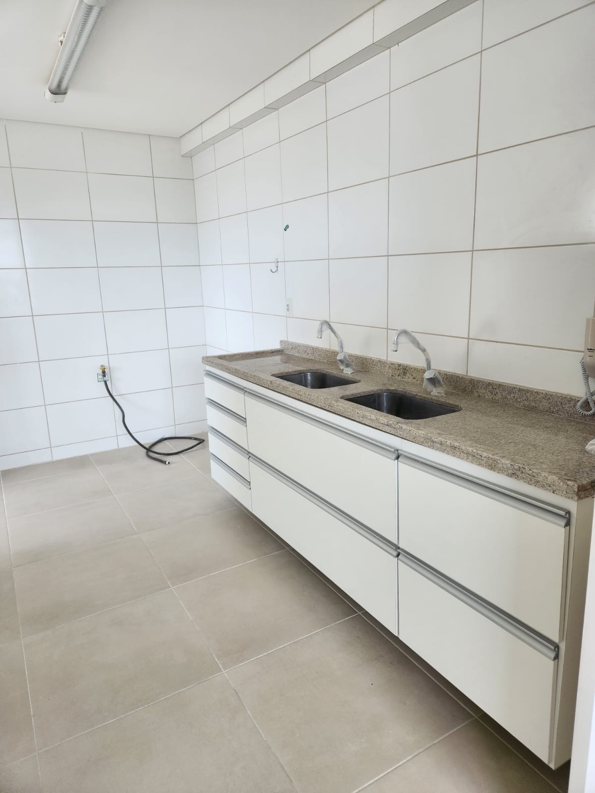 Imagem Apartamento com 4 Quartos à Venda, 136 m²em Pina - Recife