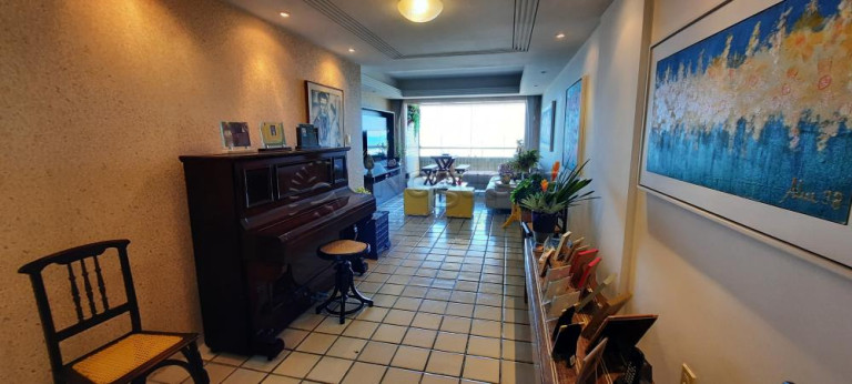 Imagem Apartamento com 4 Quartos à Venda, 156 m² em Casa Caiada - Olinda