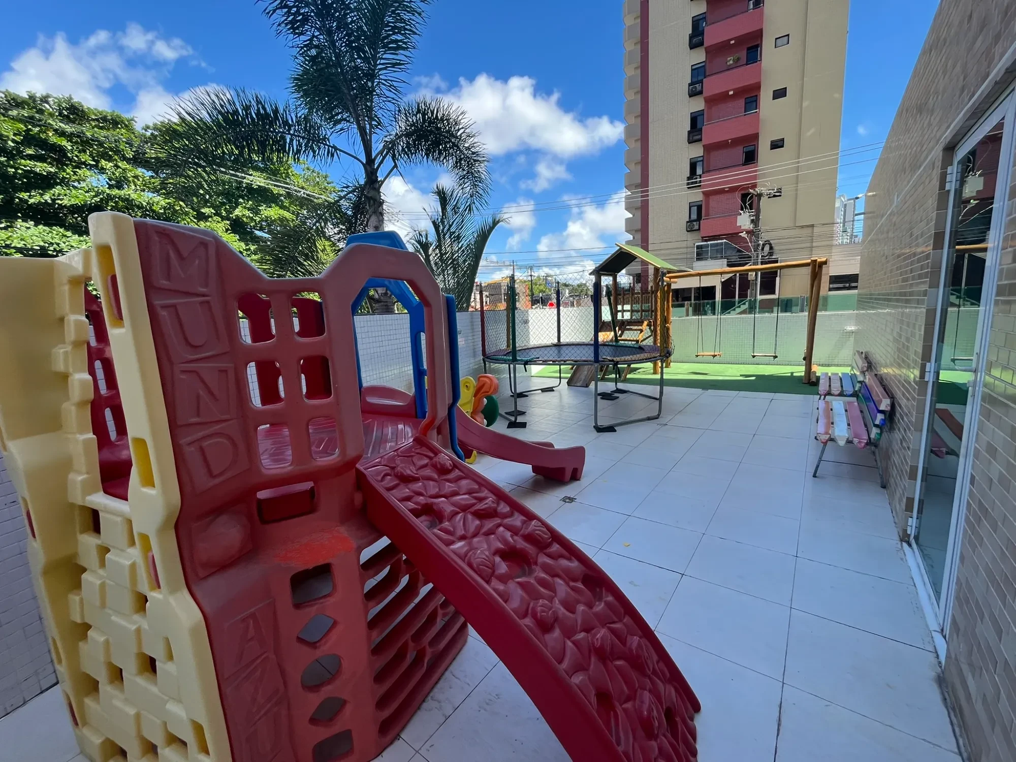 Imagem Apartamento com 4 Quartos à Venda, 136 m² em Cabo Branco - João Pessoa