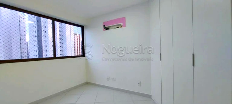 Imagem Apartamento com 4 Quartos à Venda, 138 m²em Boa Viagem - Recife