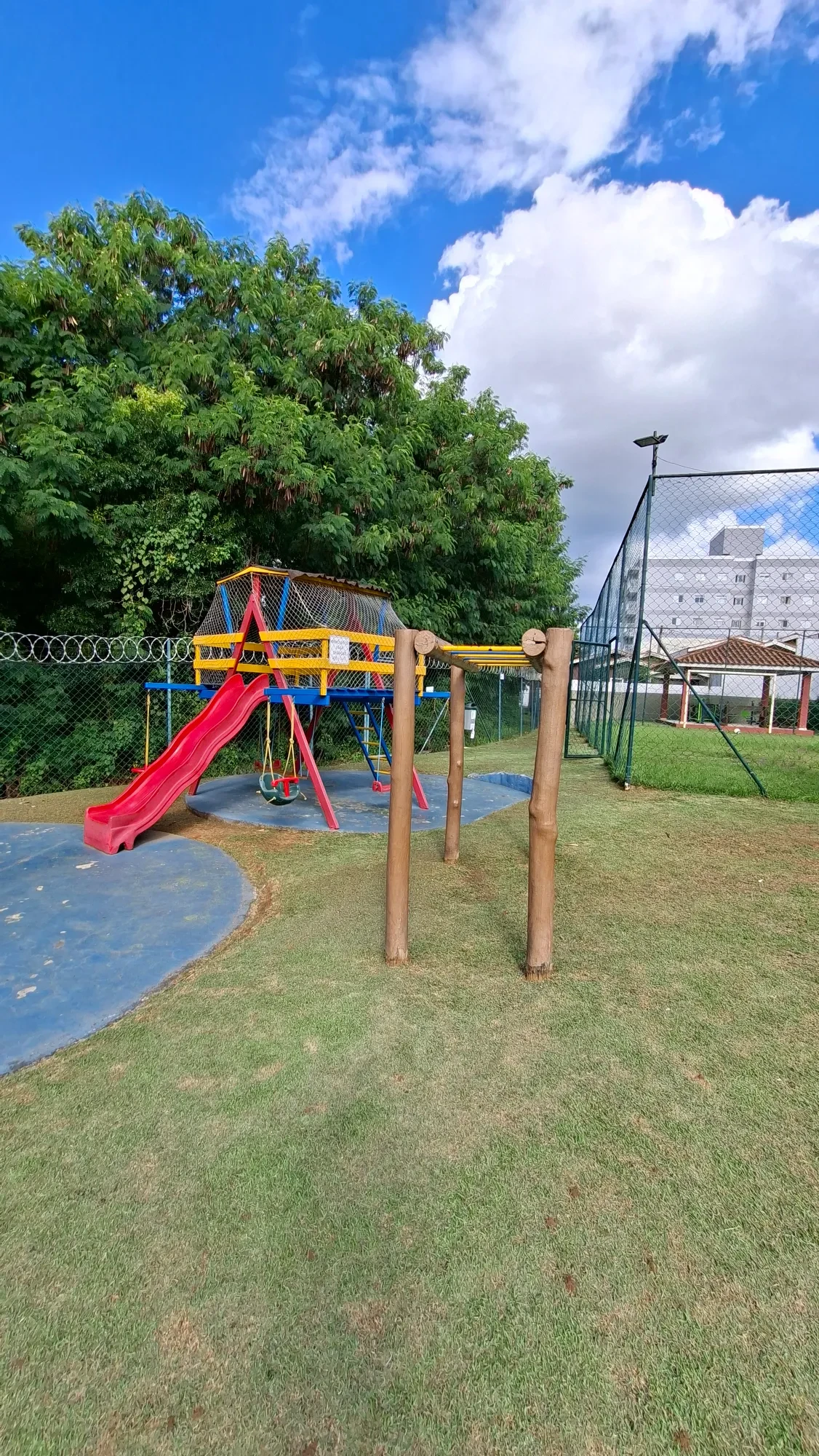 Imagem Casa de Condomínio com 2 Quartos à Venda, 150 m² em Vila Haro - Sorocaba