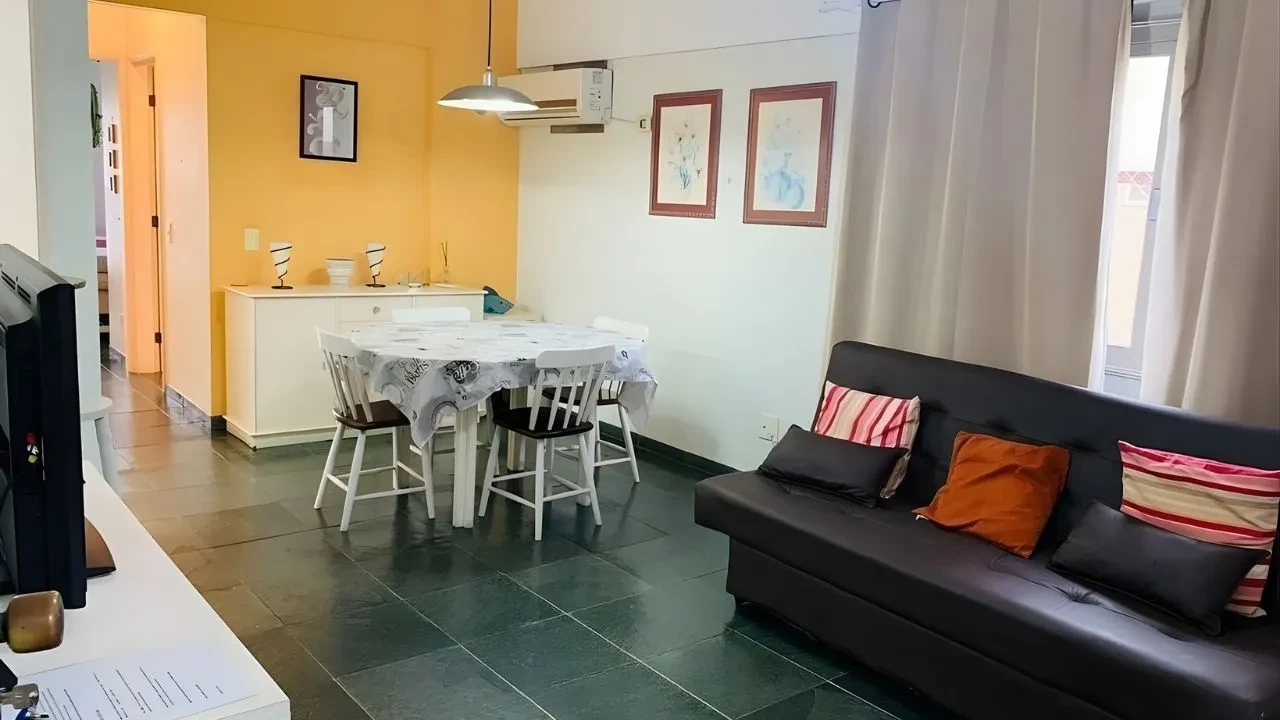Imagem Apartamento com 2 Quartos à Venda, 70 m² em Enseada - Guarujá