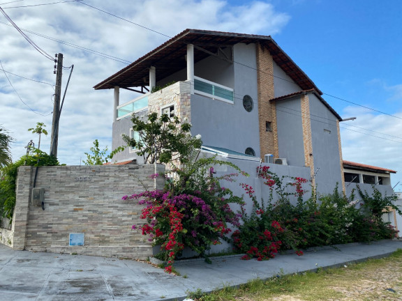 Sobrado com 5 Quartos à Venda,  em Cocó - Fortaleza