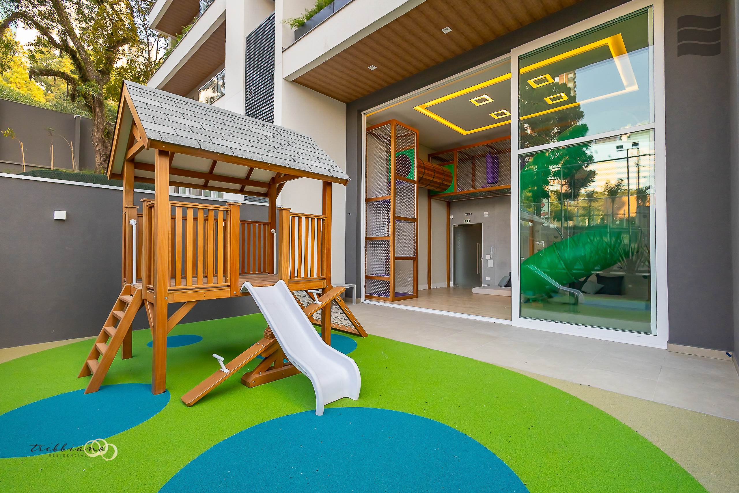 Imagem Apartamento com 2 Quartos à Venda, 75 m² em Mossunguê - CURITIBA