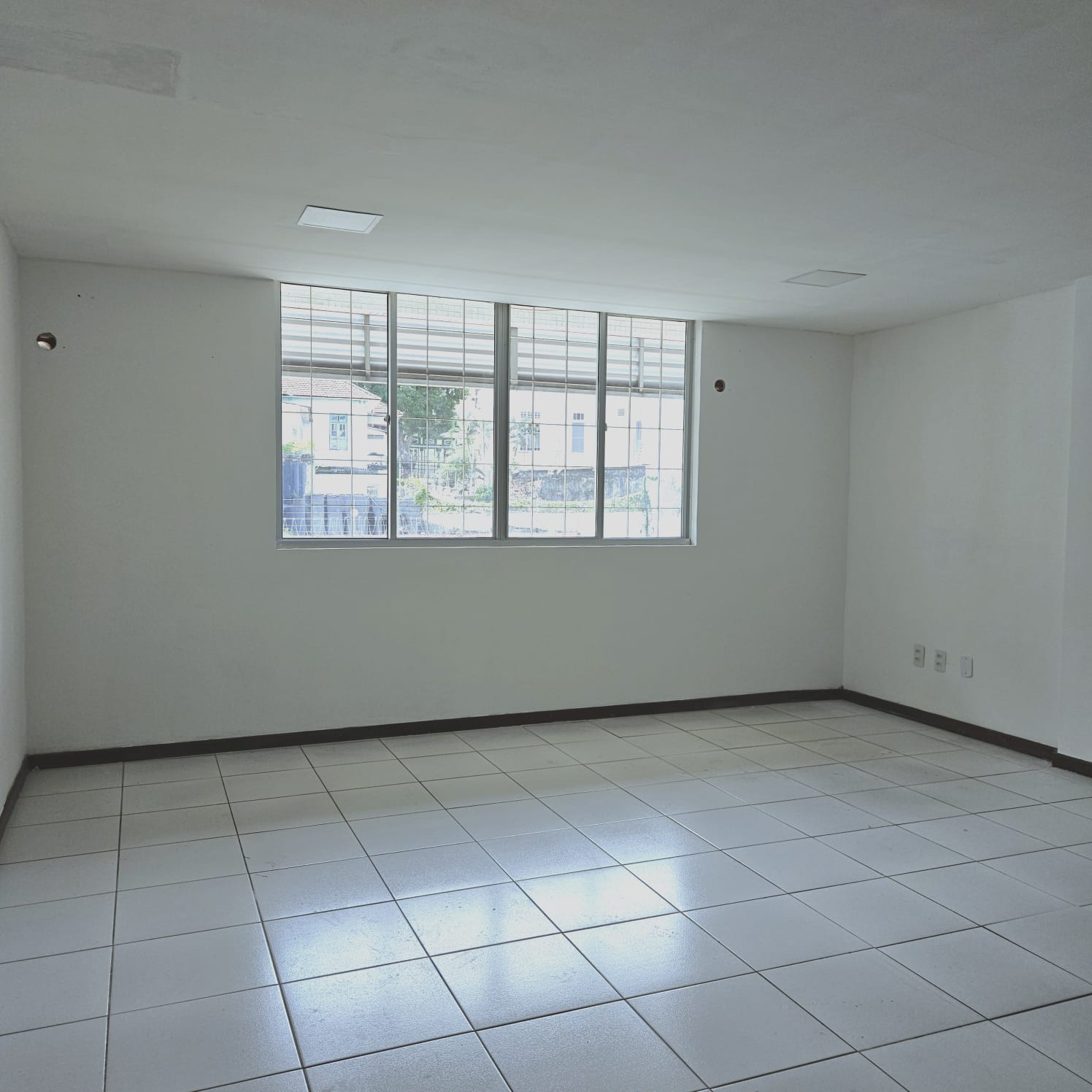 Imagem Sala Comercial para Alugar, 60 m²em Nazaré  - Belém