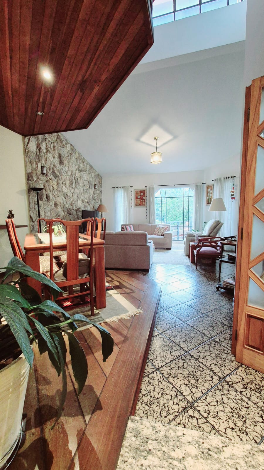 Imagem Casa com 3 Quartos à Venda, 282 m²em Jardim Merci I - Jundiaí