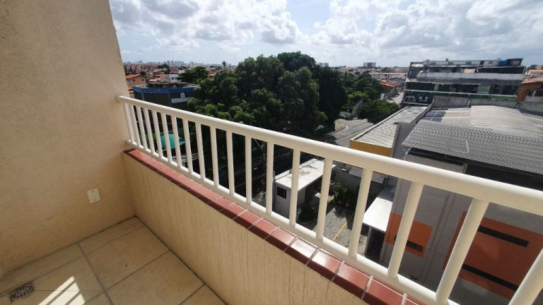 Imagem Apartamento com 3 Quartos à Venda, 54 m² em Montese - Fortaleza