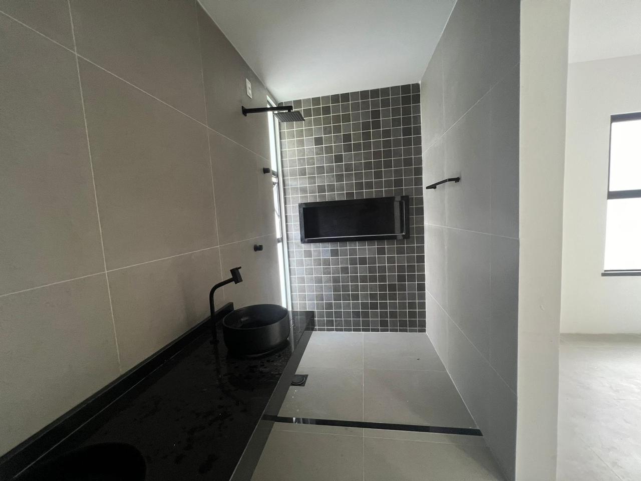 Imagem Casa de Condomínio com 4 Quartos à Venda, 295 m² em Cidade Alpha - Eusébio