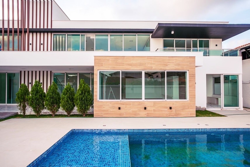 Imagem Casa de Condomínio com 5 Quartos à Venda, 710 m² em Gruta de Lourdes - Maceió